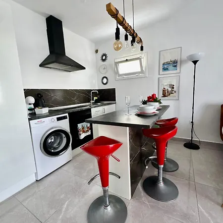 Casa Rene - Sunny Near And Center דירה