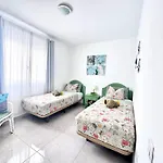 Casa Rene - Sunny Near And Center Apartment Puerto del Carmen (Lanzarote)