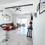 Casa Rene - Sunny Near And Center Apartment *