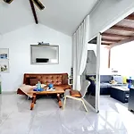 Casa Rene - Sunny Near And Center Apartment